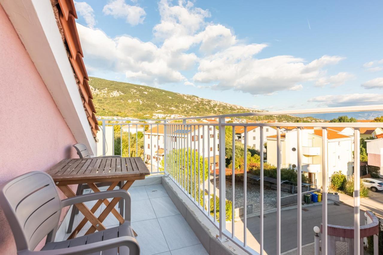 Apartment Mimoza 5, Baska, Krk Kültér fotó